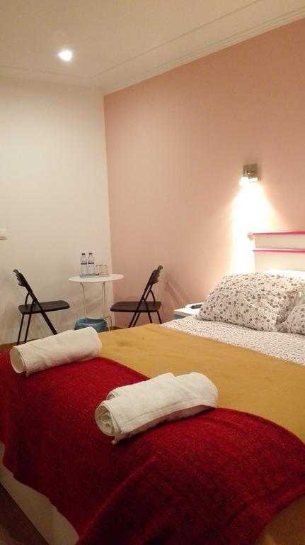 Martim Moniz 28 Guest House Lisboa Rom bilde